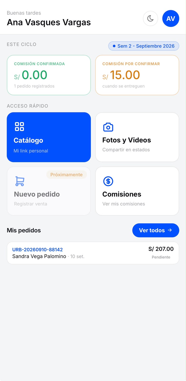 Entras a "Fotos y Videos" desde tu panel